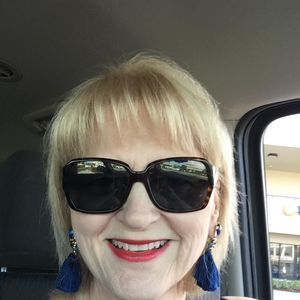 Meet your Posher, Karen